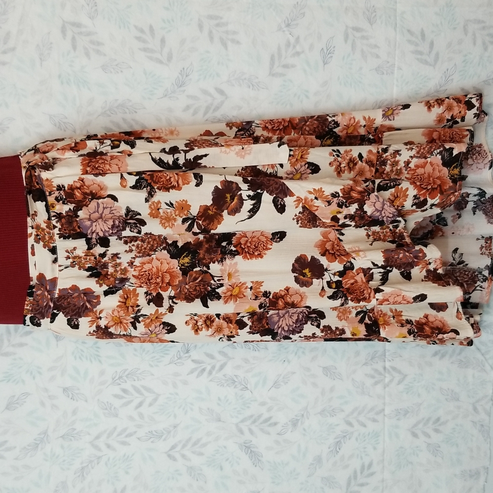 Knox Rose Floral wrap skirt